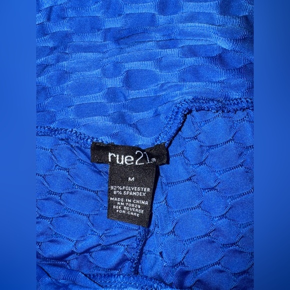 Rue21 Vibrant Blue Ribbed Material - Picture 4 of 4